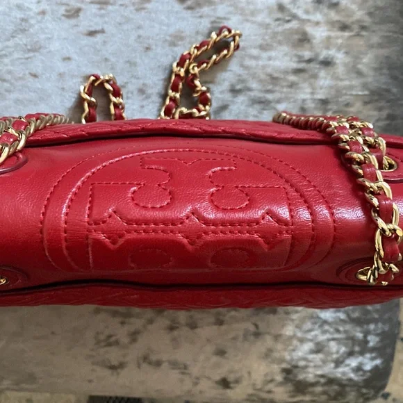 Tory Burch Red leather bag with gold chain - Picture 2 of 8
